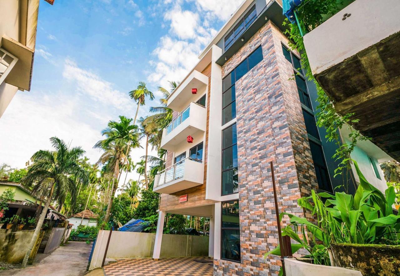 Hotel O Thykoodam Apartments Kochi Exterior foto