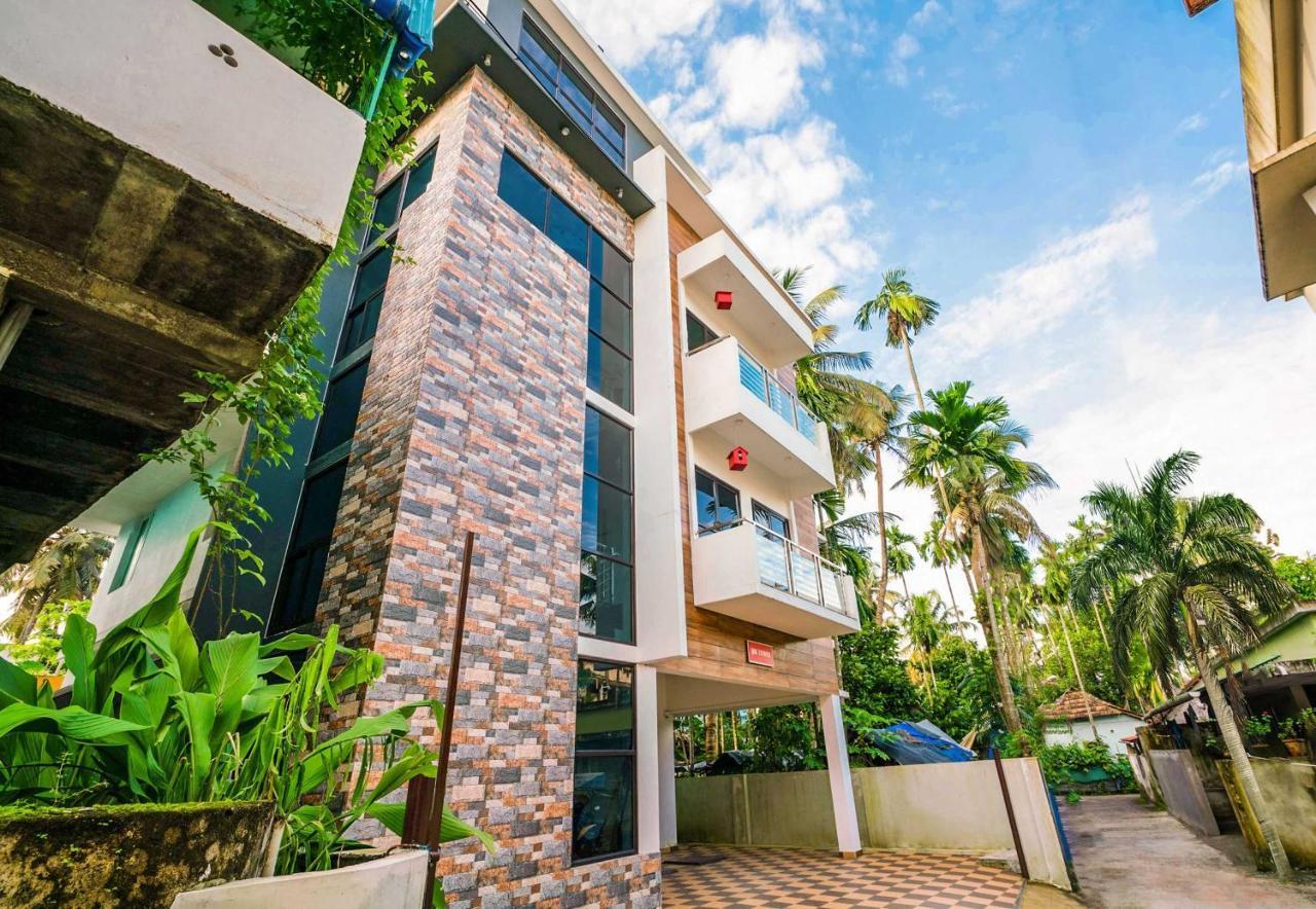 Hotel O Thykoodam Apartments Kochi Exterior foto