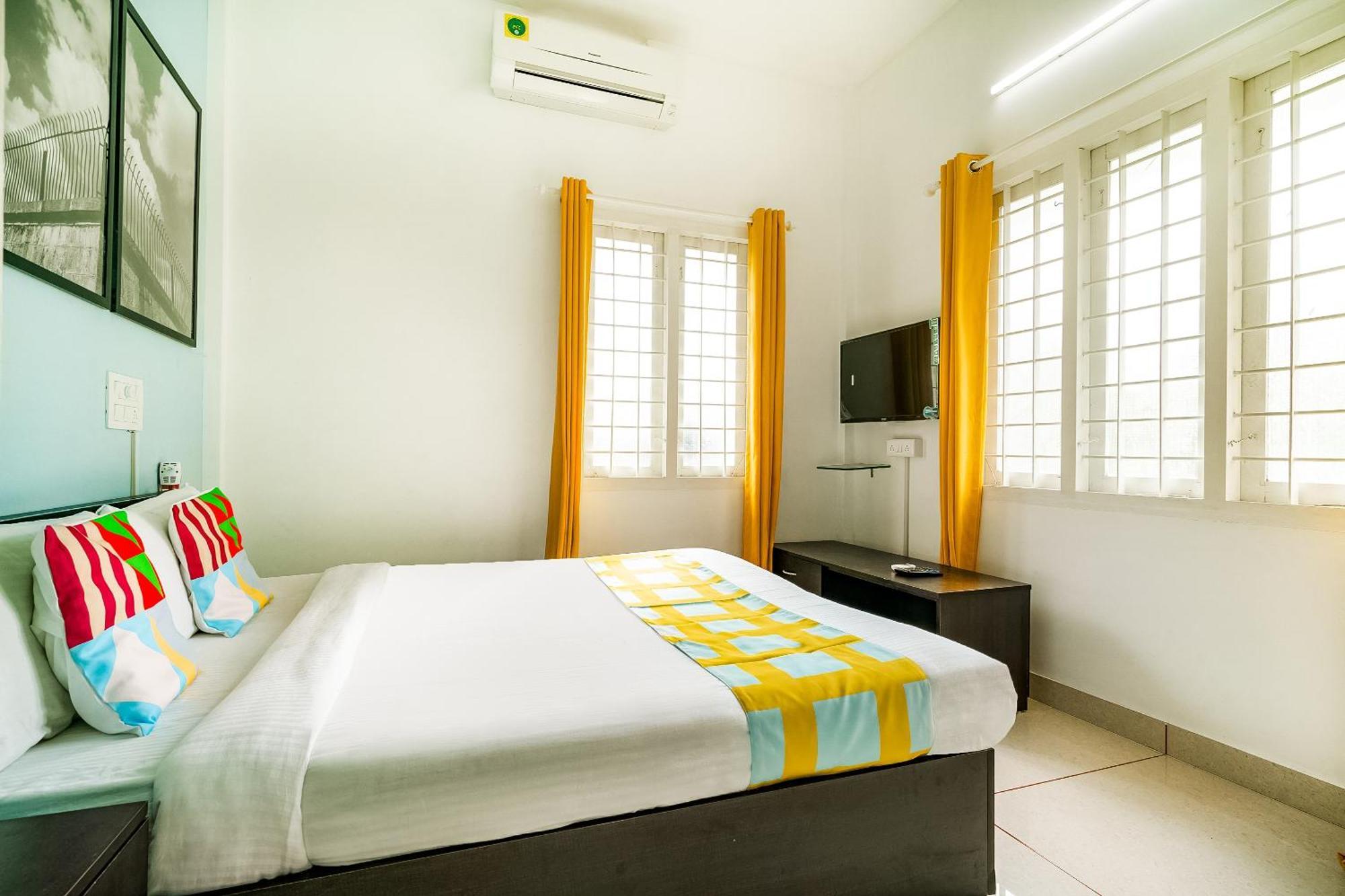 Hotel O Thykoodam Apartments Kochi Exterior foto